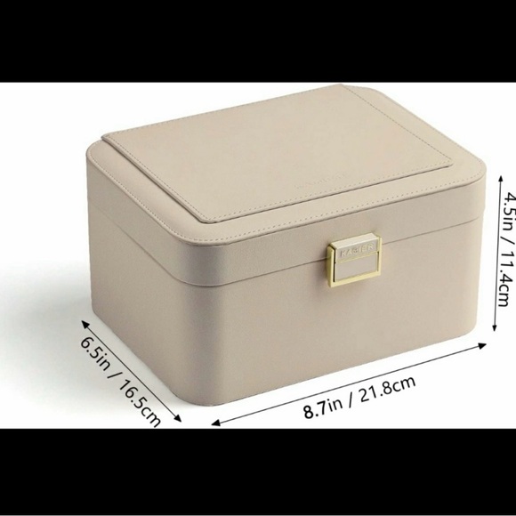 Kamier 2-Tier Beige Jewelry Box with Mirror - Picture 4 of 11